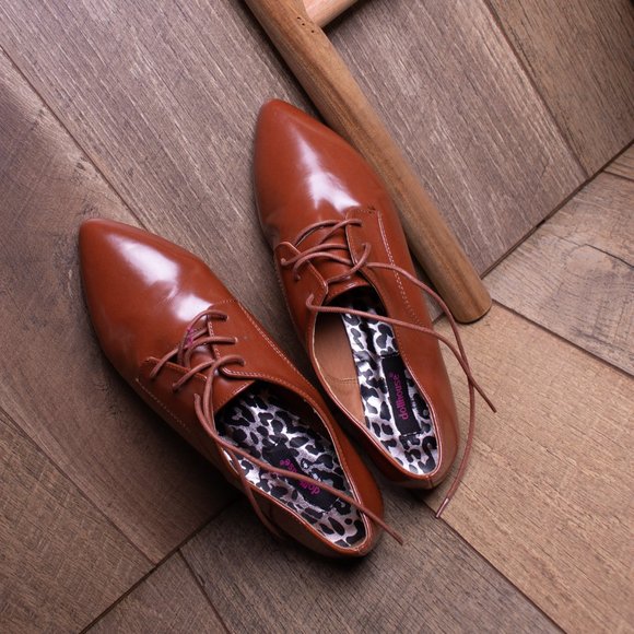 Tan Flats - Picture 4 of 5